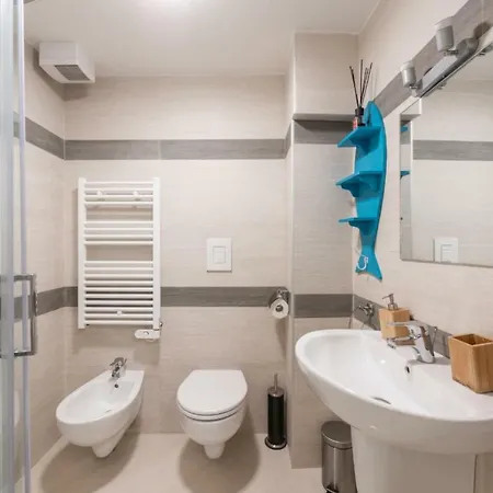 Eremo - Housea Nocleg ze śniadaniem 4*